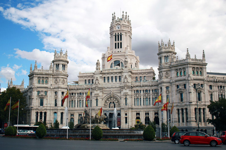 Дворец Сибелес (Связи) Мадрид