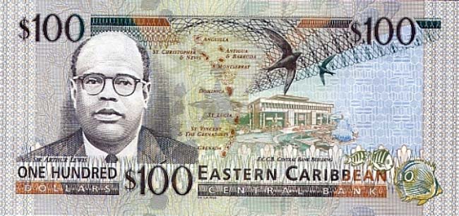 100 восточно-карибских долларов